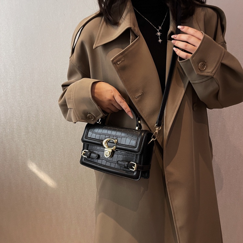 IELGY Túi Đeo Chéo Nhỏ Màu Đen Phong Cách retro Cho Nữ