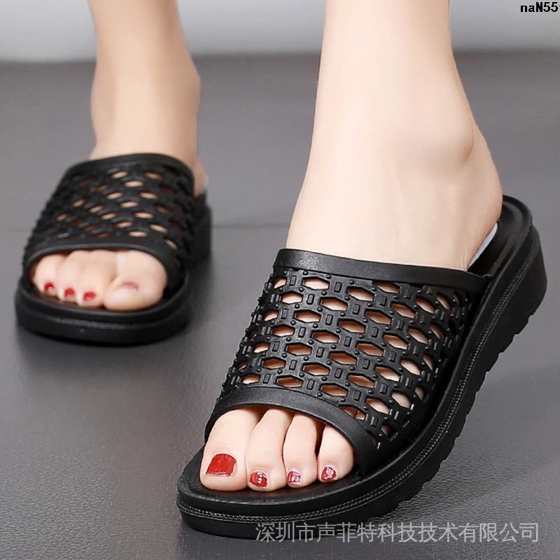 Dép Nhựa Đế Bằng Chống Trượt Thời Trang Mùa Hè 50 40 Tuổi