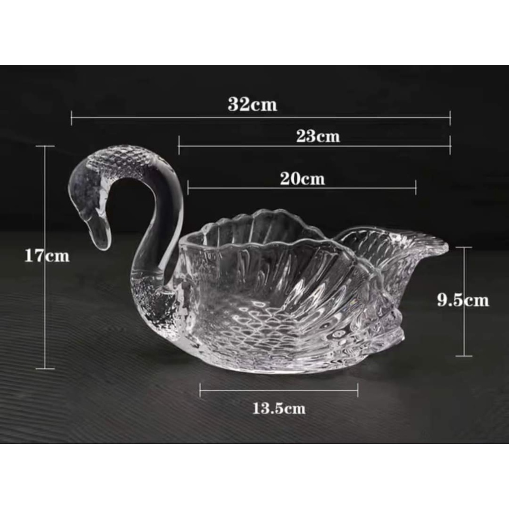 Bát thủy tinh thiên nga