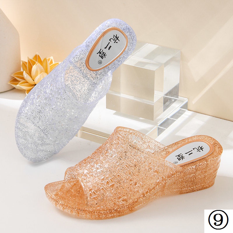 Giày Sandal Cao Su Chống Trượt Chống Mài Mòn Thời Trang Cho Phụ Nữ Trung Niên