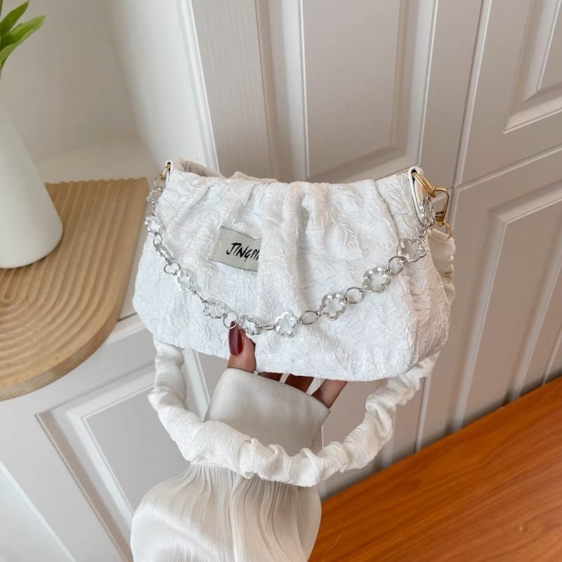 Túi đeo vai họa tiết Butterfly