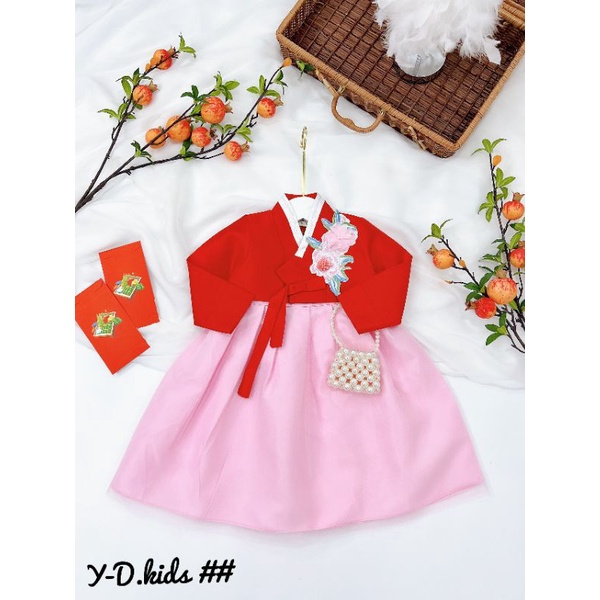 Hanbok thiết kế xinh xắn dễ thương bé gái