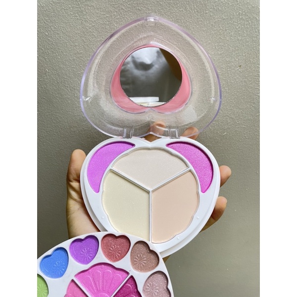 💗BỘ KIT TRANG ĐIỂM TYA TRÁI TIM💗
