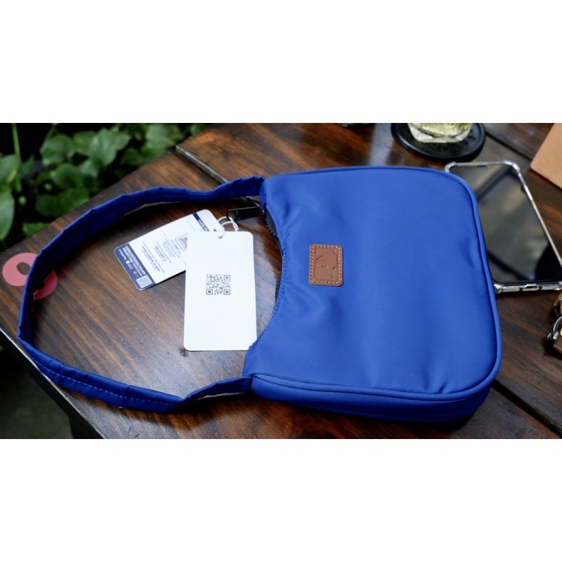 Túi Xách Cầm Tay MLB