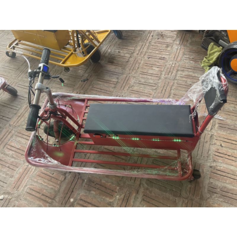 Xe xuồng bay hay còn gọi là xe driff tự chế mẫu siêu to