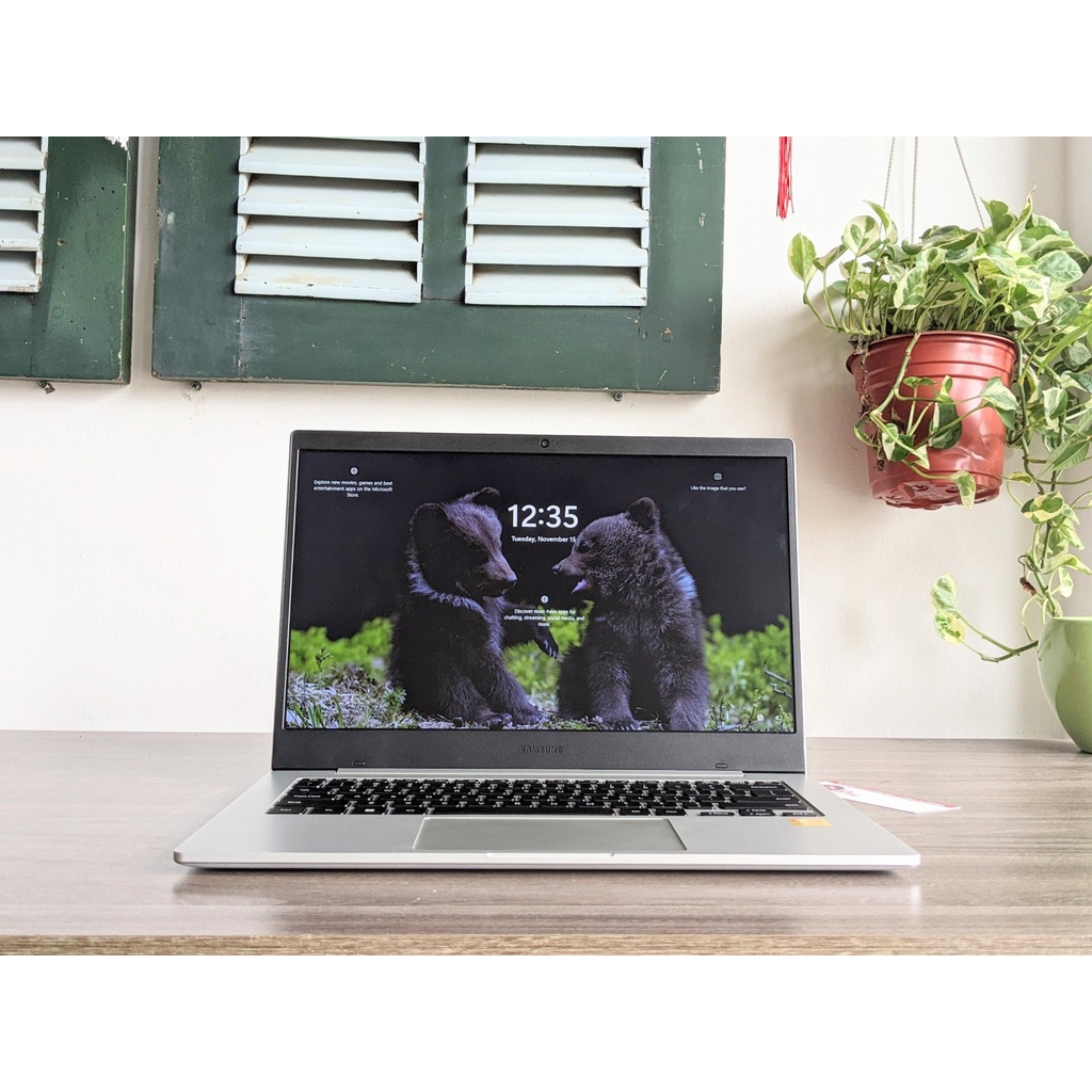 Laptop Samsung Galaxy Book Go 5G Likenew Fullbox | Sử dụng 4G,5G/Wifi, hệ điệu hành WIndows 11 | mua tại Playmobile