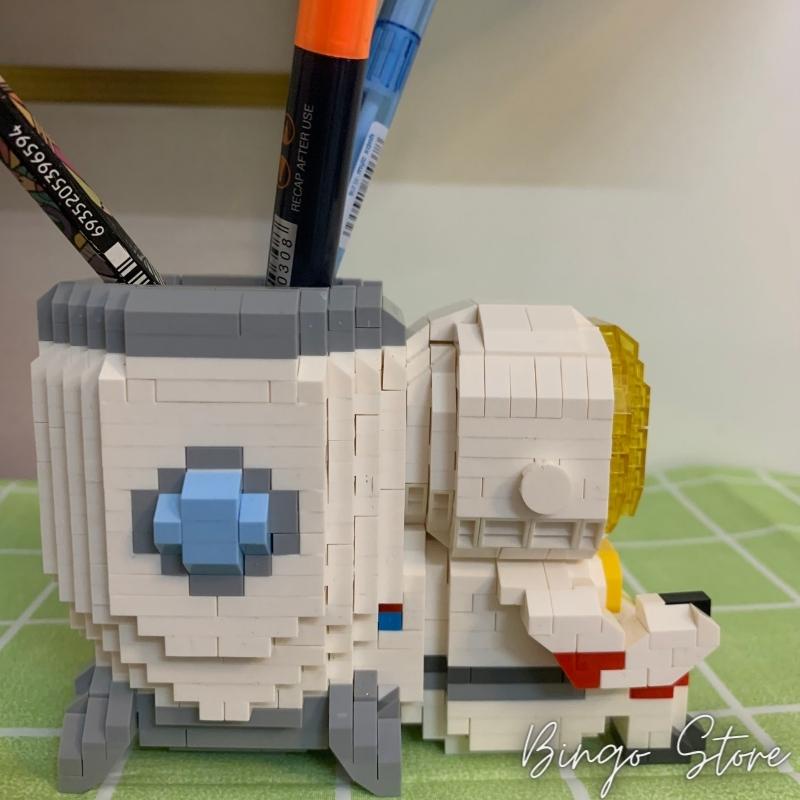 MÔ HÌNH LẮP RÁP HỘP BÚT PHI HÀNH GIA KÈM ĐÈN LED  934 CHI TIẾT