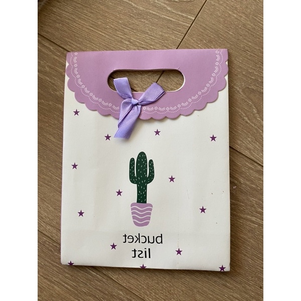 Túi giấy đựng quà