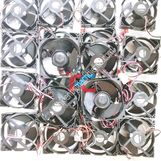 Quạt Tủ Lạnh Samsung Vuông 9cm 12Vdc