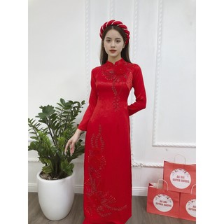 Áo dài truyền thống, áo dài gấm tơ 4 tà màu đỏ đính hoa 3D cùng màu (chờ may 5 ngày) by Quỳnh Hương