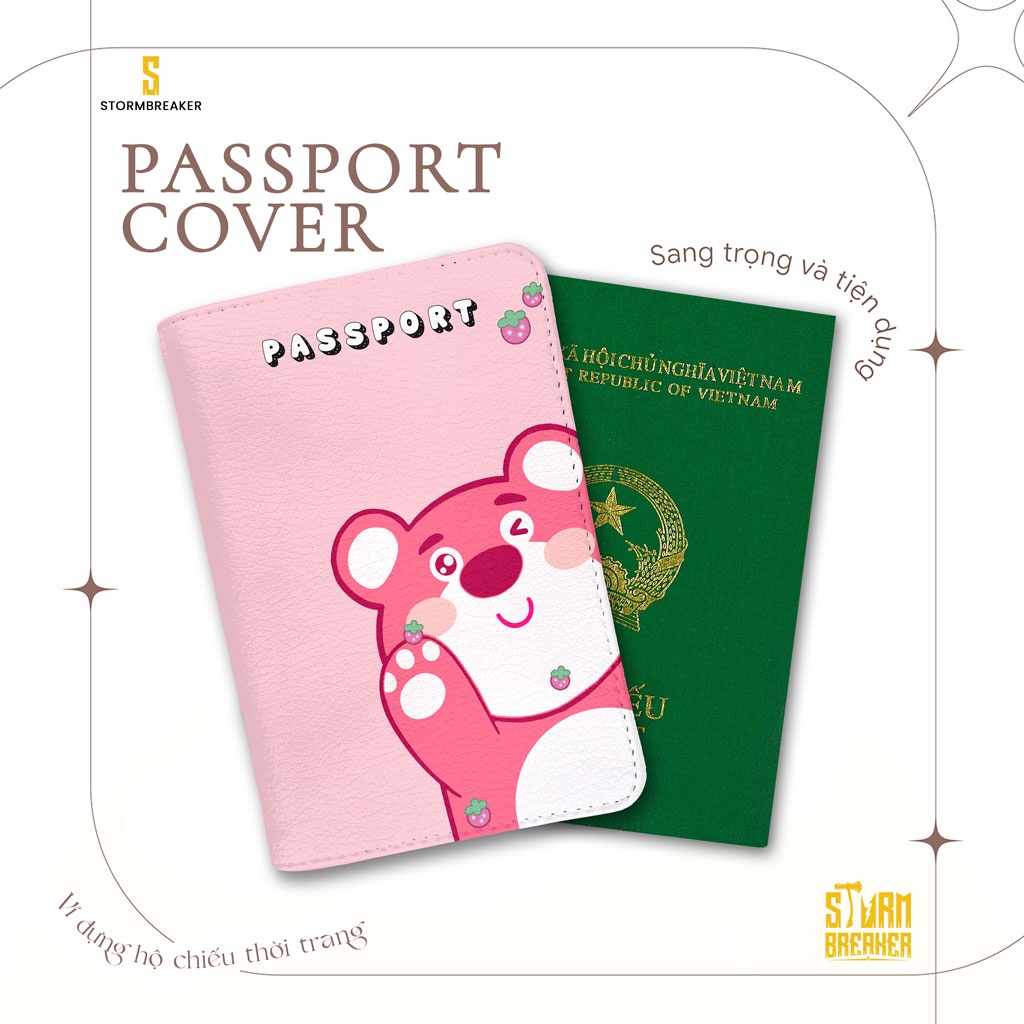 Bao Da Hộ Chiếu - Ví Đựng Passport Du Lịch ( in tên cá nhân ) Gấu Dâu - Disney Tsum Tsum - Lotso - PPT213 STORMBREAKER