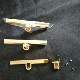 Khoá nẹp ngang ( 9.5cm)