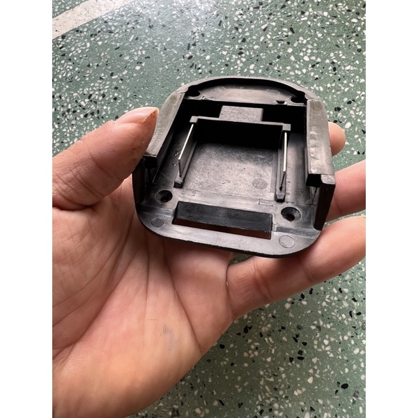 Đế đúc chuyển chân pin makita chất lượng cao