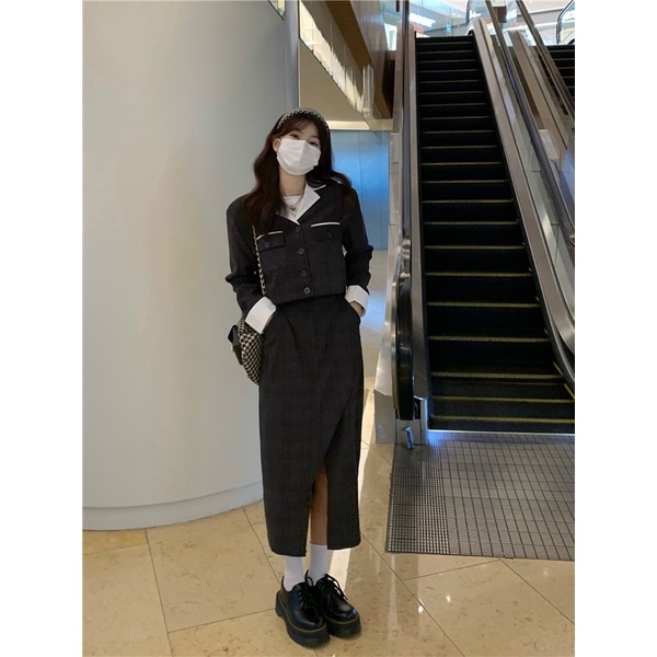 𝐒𝐞𝐥𝐢𝐧𝐚 𝐒𝐞𝐭 - Set vest crop xám