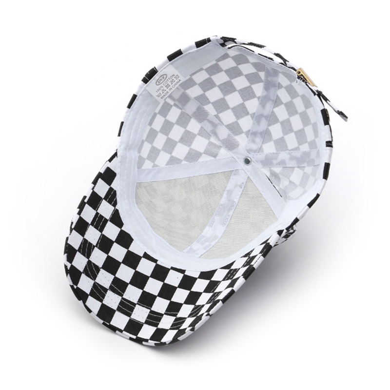 Nón Lưỡi Trai Họa Tiết Caro Trắng Đen Phong Cách Harajuku Cho Nam Nữ