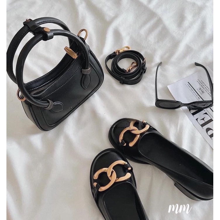 Giày bệt khoá xích bản to mũi tròn