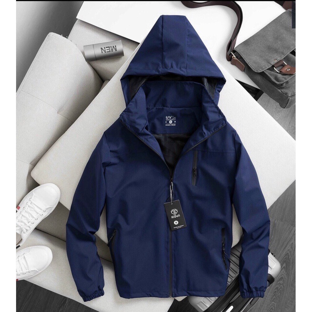 Áo khoác dù Lota thời trang nam nữ nhiều túi, lót lưới bên trong thoáng mát, mũ áo tháo rời tiện lợi.