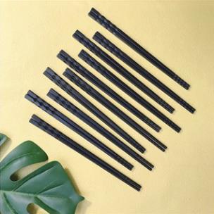⛔FREESHIPXTRA+⛔ Vỉ 10 đôi đũa đen kháng khuẩn