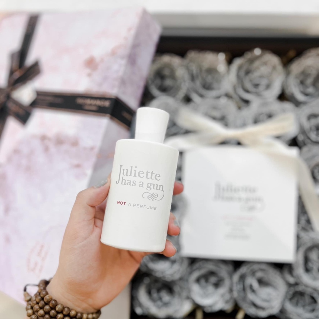 Mẫu thử - Nước hoa unisex Juliette Has A Gun Not A Perfume EDP 10ml