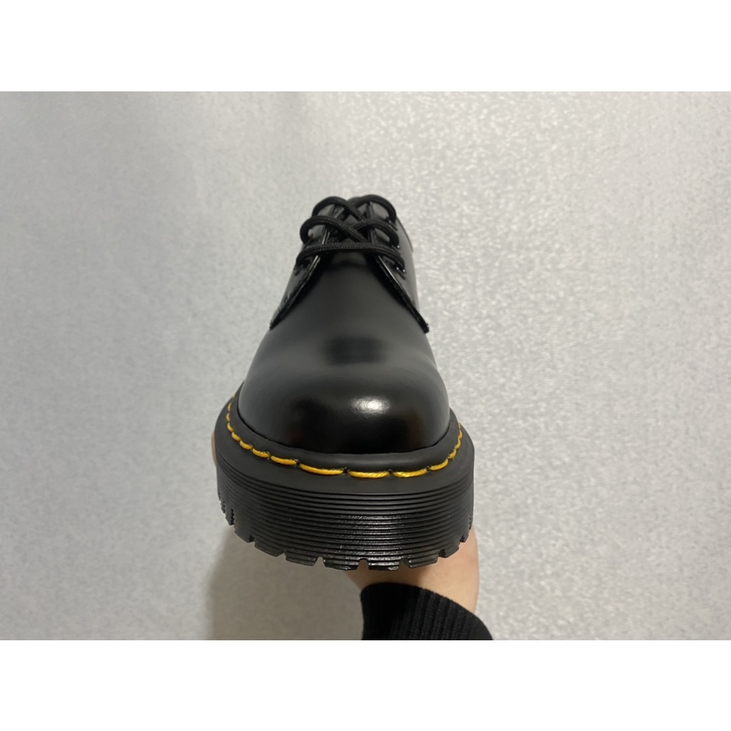 Giày Dr.Martens Airwair cổ thấp mũi tròn bằng da đế dày dành cho nữ