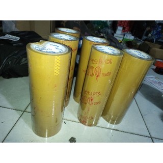 cây 6 cuộn băng keo trong dán thùng