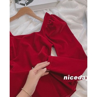 Áo nhung đỏ cổ u dáng xòe