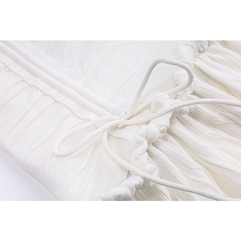 Đầm Body Tay Nối Liền Thân Xoè Nhẹ Phần Dưới