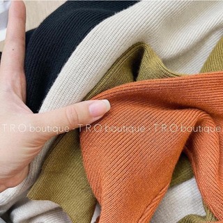Đầm dáng suông len cổ tim