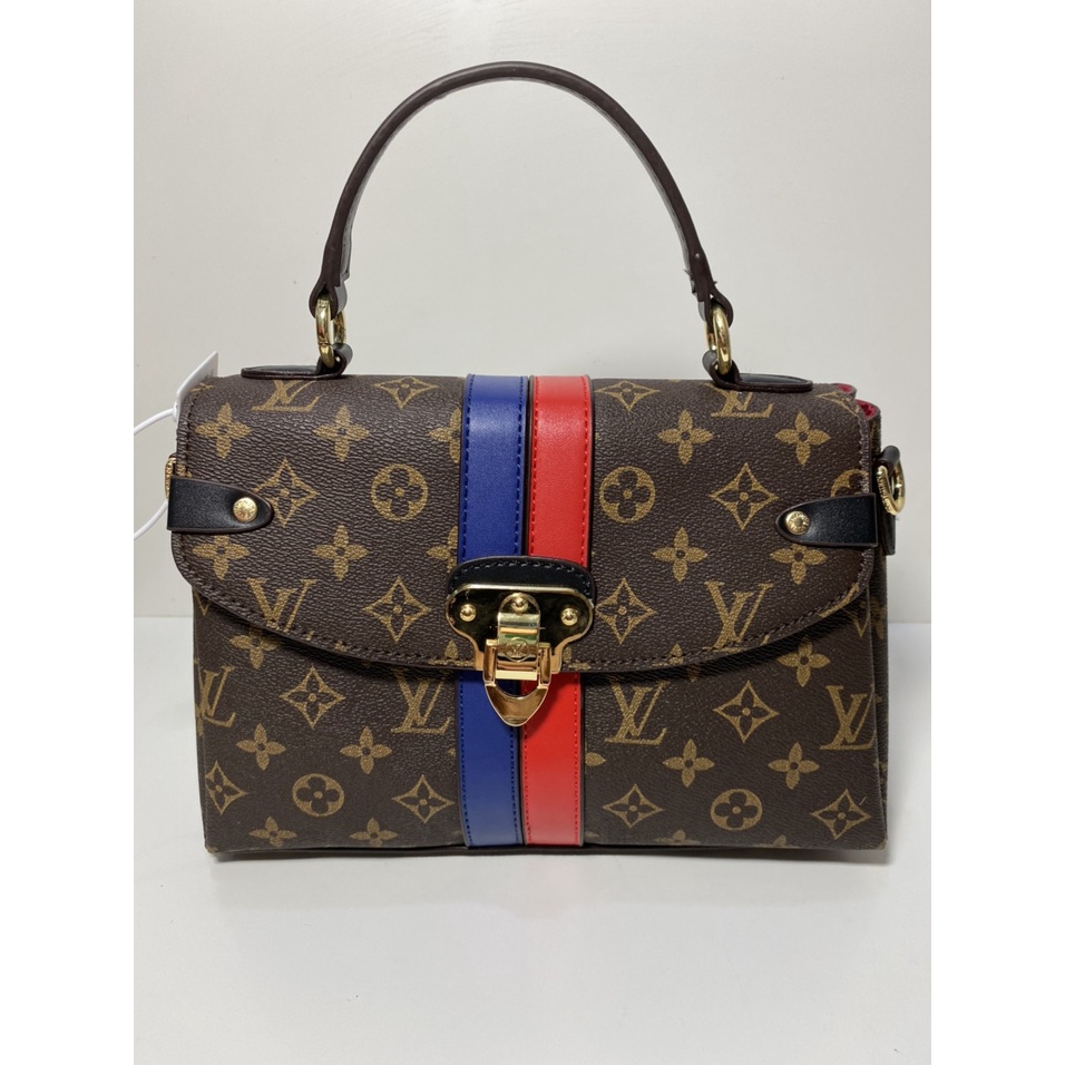 Túi xách đeo chéo nữ lv