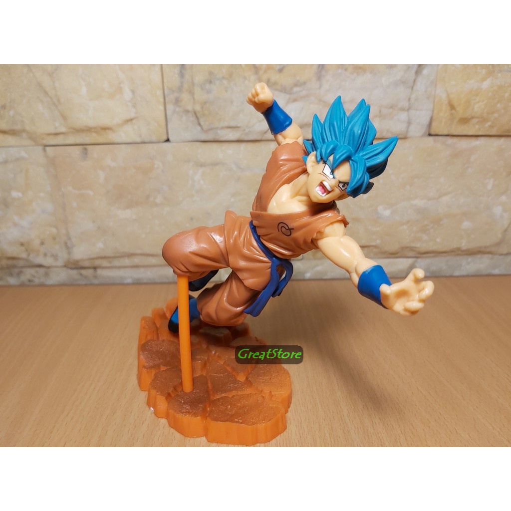 Mô hình Dragonball Goku supersaiyan blue và Golden Frieza Figure đế nham thạch 15 cm