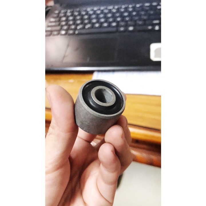 Bạc đệm cao su giá treo máy xe VARIO/ AB/ PCX