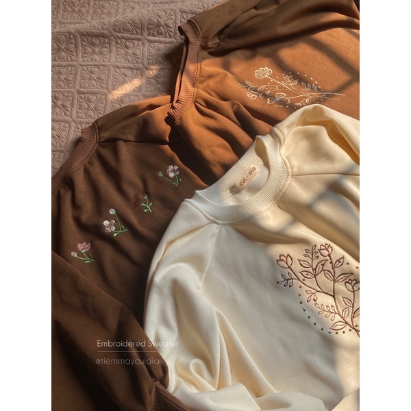 Áo sweater nỉ bông thêu hoa cực dày dặn dáng thụng freesize (ảnh thật tự chụp)