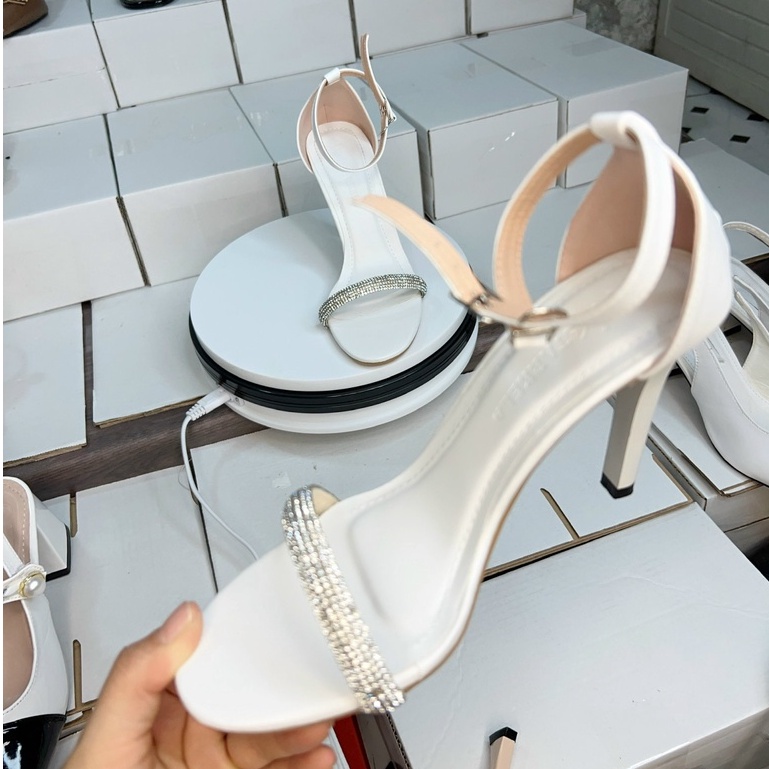 Guốc Nữ 9 Phân Thiết Kế Dây Đá Siêu Phẩm Trình Làng Hàng chuẩn Fom Size 35 - 39
