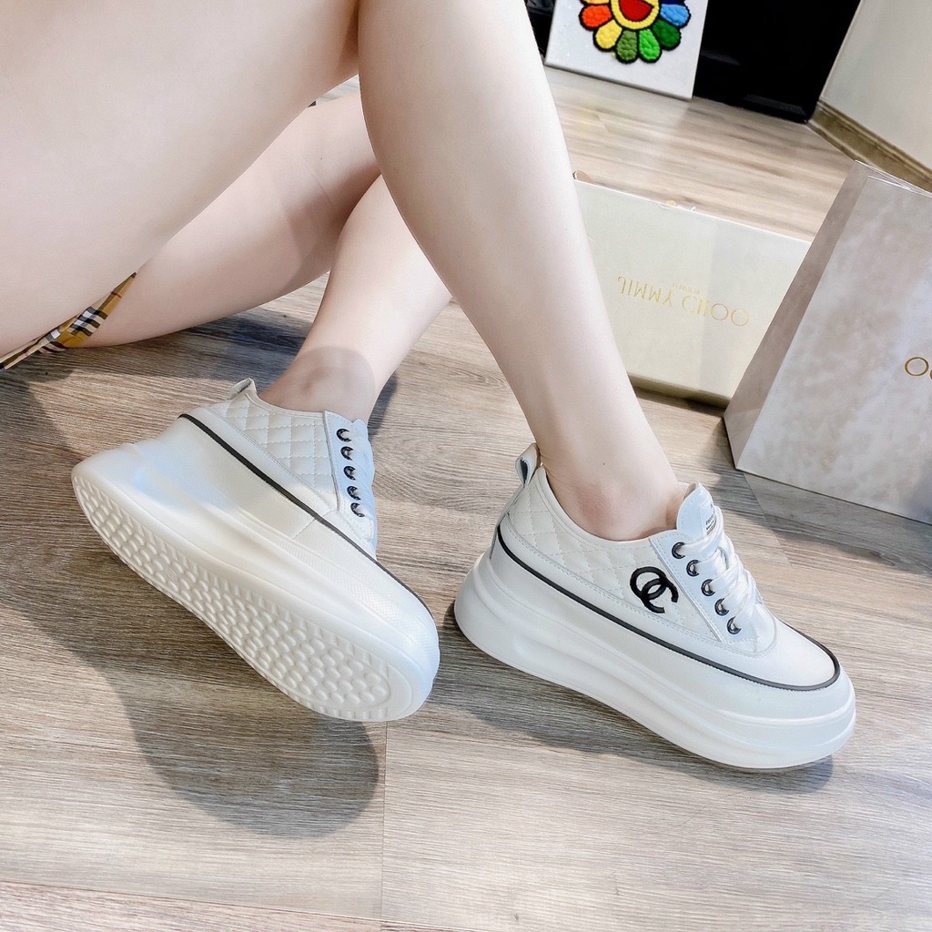 Giày thể thao nữ nâng đế trần chỉ màu trắng CN giày nữ thời trang