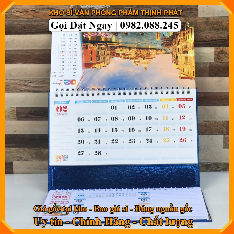 Lịch để bàn 2023 có ngày âm tiện lợi .