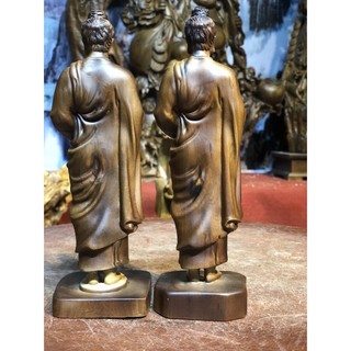 Tượng Phật thích ca khất thực