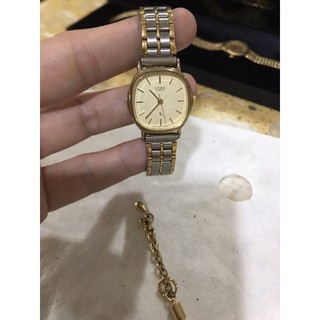 Đồng hồ si hiệu nhật