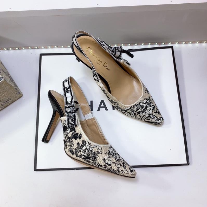 Sandal Dior Hoạ Tiết Xanh Full Size 35-39  -  By Anh Dinh Phuong