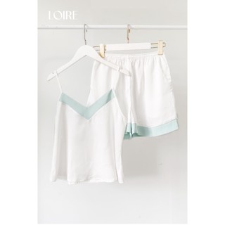 Bộ đồ ngủ lụa 2 dây trắng xanh loirechic bdn58