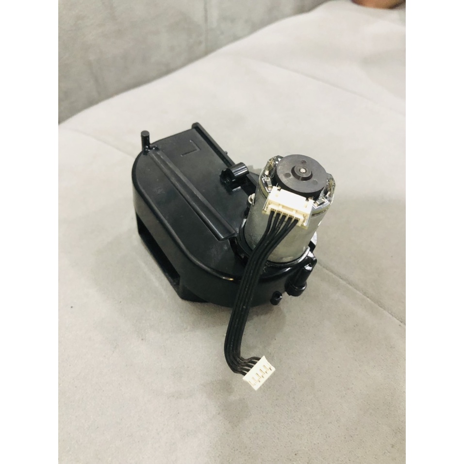 Bánh xe   thay thế robot hút bụi medion 18500,19510,18511,... và ILIFE v3s pro,v5s pro