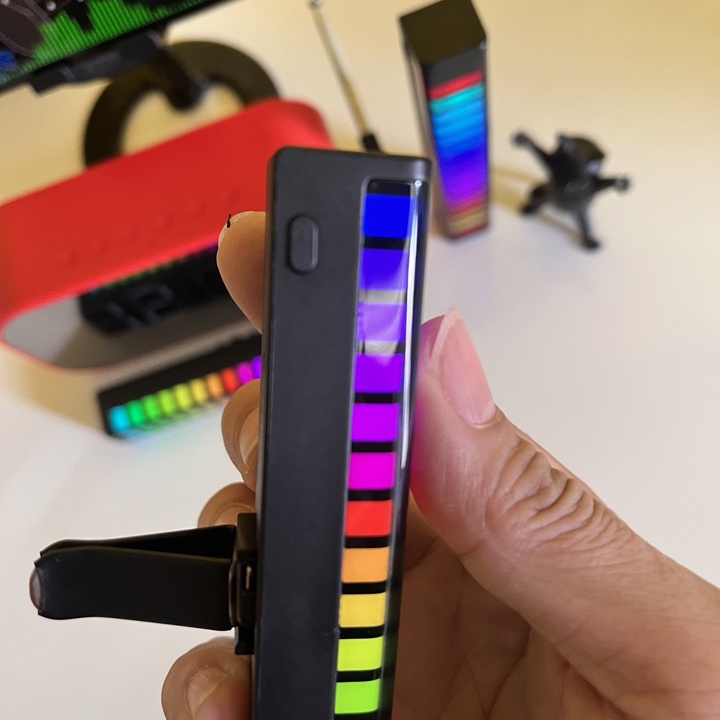 Đèn Led F1 cảm biến âm thanh Khuếch Tán Tinh Dầu Trang Trí Nội Thất - gắn Xe Hơi - T0338