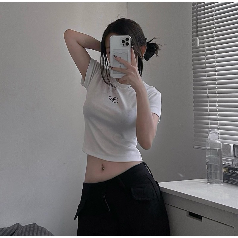 Áo croptop TEEBLE basic thêu TBL và “be your vibe”