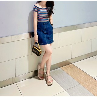 Áo thun trễ vai F21
