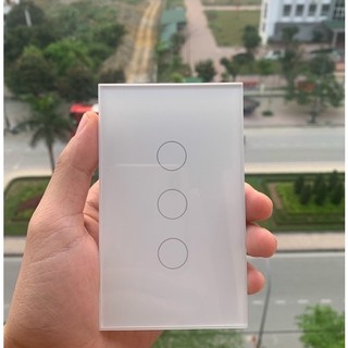 Công tắc thông minh Tuya Wifi