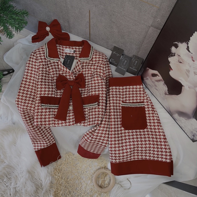 Sét dạ đỏ nhũ nơ ngực pha nhung Noen, Tết