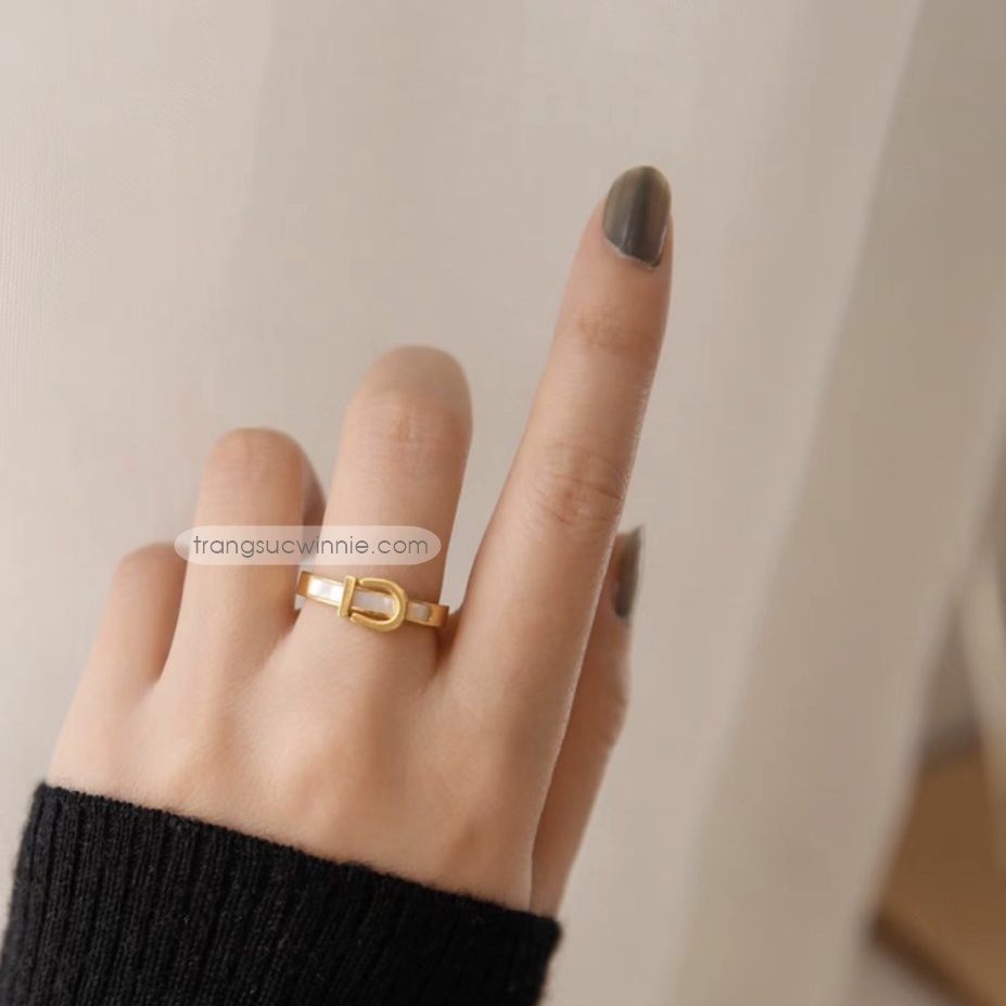 Nhẫn nữ titan Belt