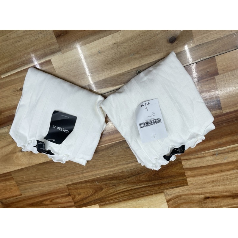 Áo thun gân cuốn biên f21 xịn