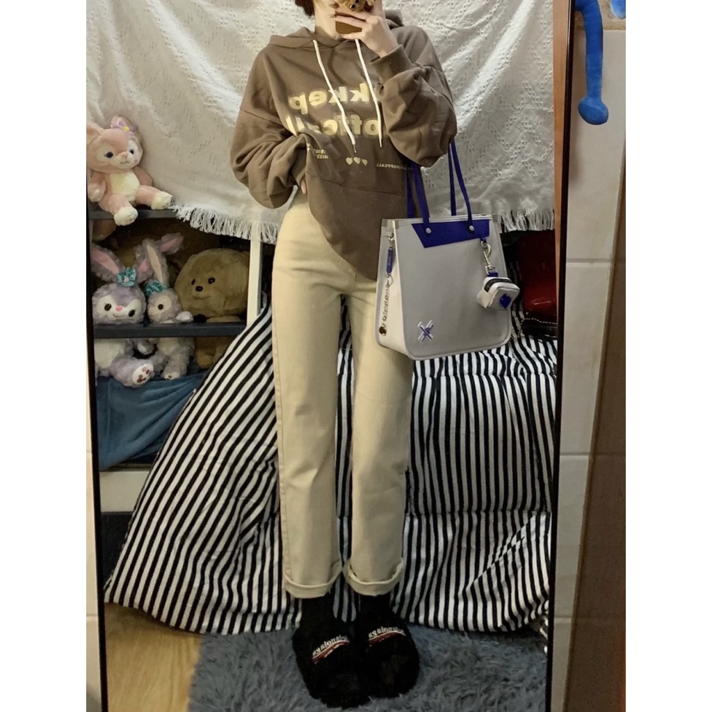 Quần jean lưng cao ống đứng màu kem lưng cao