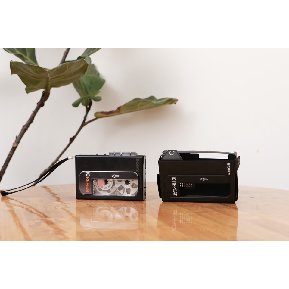 Cassette cầm tay SONY TCM-R2