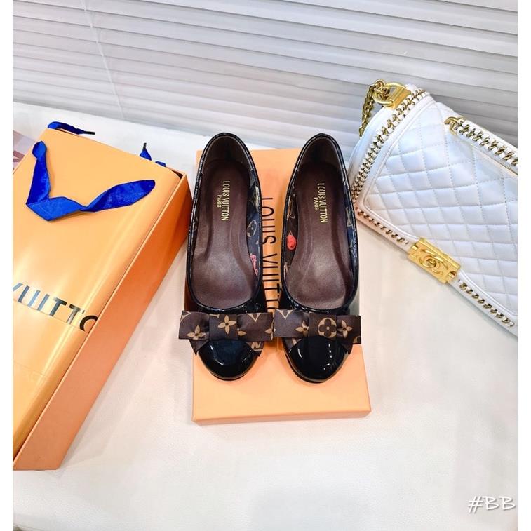 Giầy Bệt Nơ LV Bóng Đen Be Full Size 35-39 - By Anh Dinh Phuong